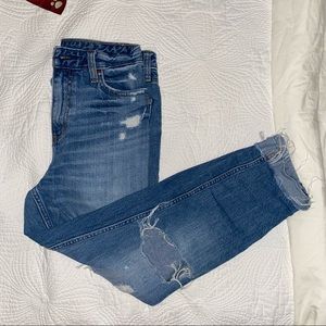 Abercrombie Ripped Mom Jean